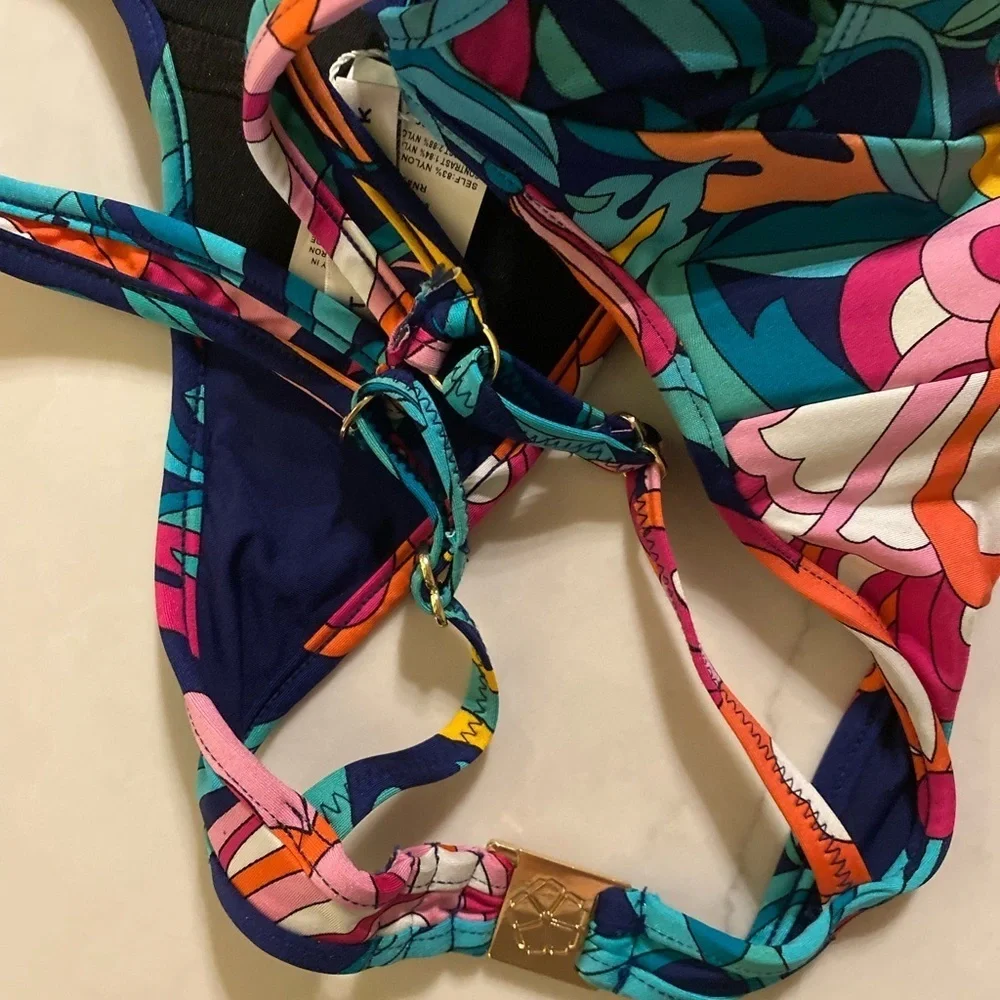 NWT Trina Turk Standard Underwire Bikini Top
